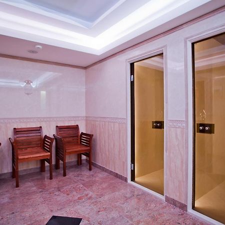 Hotel Incognito Pomorie Поморіє Екстер'єр фото