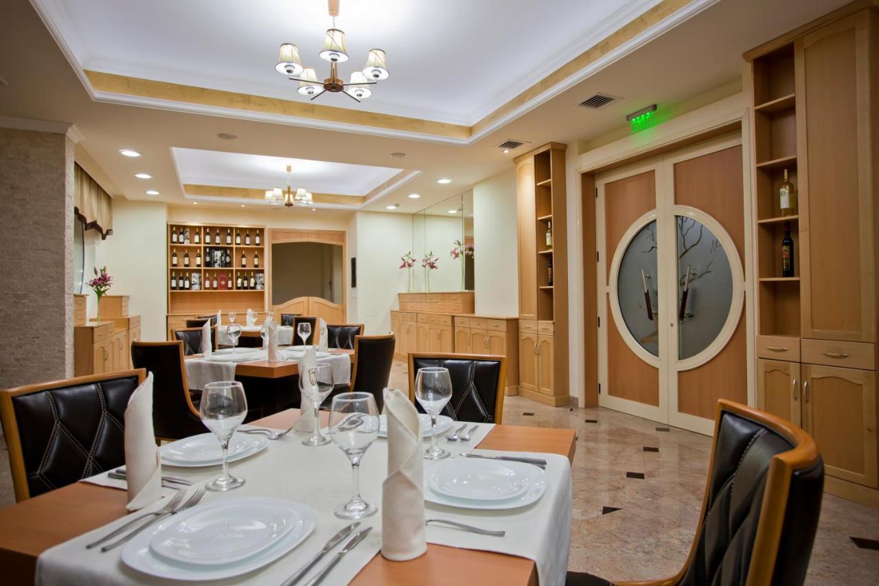 Hotel Incognito Pomorie Поморіє Екстер'єр фото