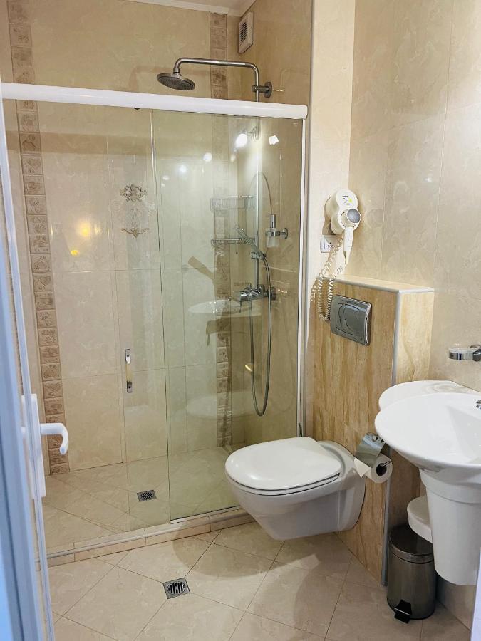 Hotel Incognito Pomorie Поморіє Екстер'єр фото
